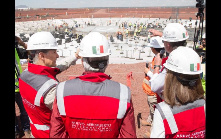 El gobernador mexiquense afirma que la construcción del nuevo aeropuerto será un detonante importante para la zona del Valle de México. TWITTER / @alfredodelmazo