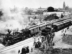Historia. Llegada del ferrocarril a Guadalajara el 15 de mayo de 1888.