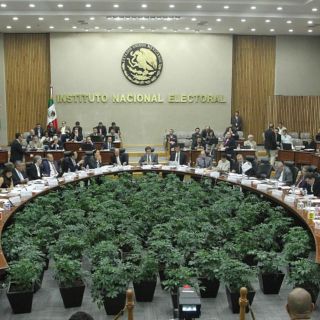 Suman 74 independientes que buscarán la presidencia de México