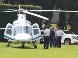 Gamboa Patrón dijo que ayer domingo abordó helicóptero de la Fuerza Aérea Mexicana (FAM), en el Campo Marte, porque fue convocado a una reunión. ESPECIAL