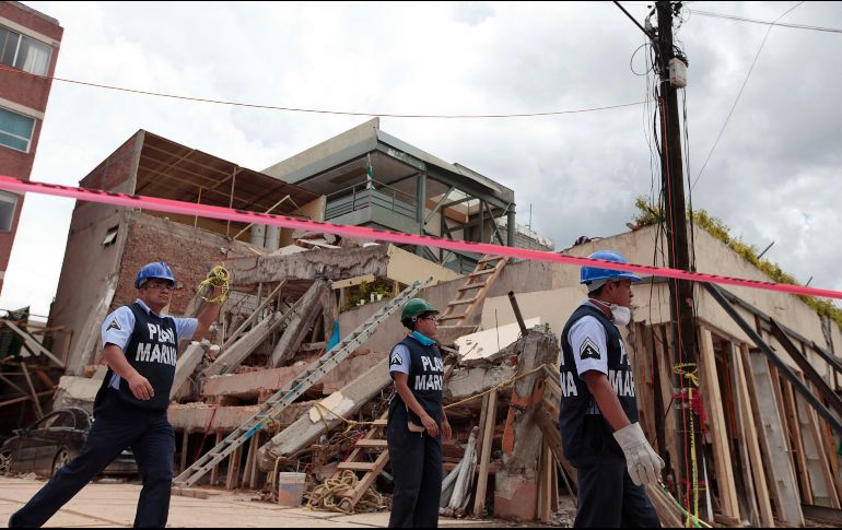 A Mónica García se le imputa la muerte de 26 personas que perdieron la vida al colapsarse un edificio de la escuela en el pasado terremoto. AFP/Archivo