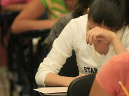 Es común que haya dificultad en la concentración, insomnio o trastornos de sueño que terminan por afectar el rendimiento escolar o derivan en ausentismo. EL INFORMADOR / ARCHIVO