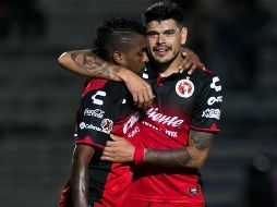 El delantero argentino Gustavo Leandro Bou, al minuto tres, y el ecuatoriano Miller Bolaños, al 38, consiguieron las anotaciones del equipo visitante. MEXSPORT /  Emiliano