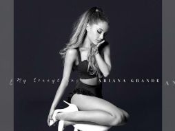 Foto de Ariana Grande da de qué hablar