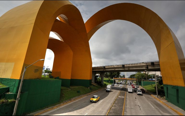 Para resolver problemas de inundaciones en la zona de Los Arcos del Milenio destinarán 34 MDP para la introducción de un colector. EL INFORMADOR / ARCHIVO