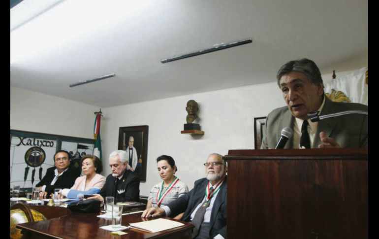 Óscar Trejo Zaragoza. El texto, señalan los ponentes, fruto de años de esfuerzo y dedicación por parte del autor. EL INFORMADOR/E. Barrera