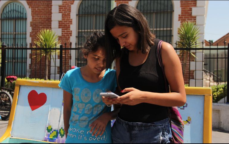 El 70% de los teléfonos inteligentes en México ya se conecta mediante redes 3G y 4G. AFP/Archivo