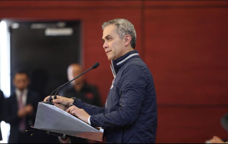 En las instalaciones del C5, Mancera realizó un recuento de los daños a un mes de que se registrara el sismo.TWITTER/@ManceraMiguelMX