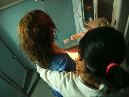 Oncólogos recomiendan que a partir de los 18 años se enseñe a las mujeres a autoexplorarse y acudir con expertos desde los 25. EL INFORMADOR / ARCHIVO