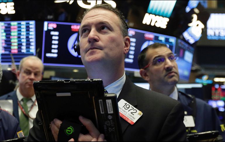 Por su parte, el NYSE Composite gana 22.09 puntos (0.18 por ciento) situándose en 12 mil 402.41 unidades,. AP / R. Drew