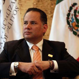 Destituyen al titular de Fepade, Santiago Nieto