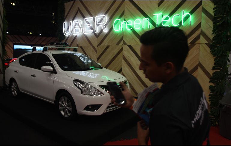 En el pabellón GreenTech de Uber se mostraron las ventajas de utilizar modleos de bajo consumo de combustible. EL INFORMADOR/G. Gallo