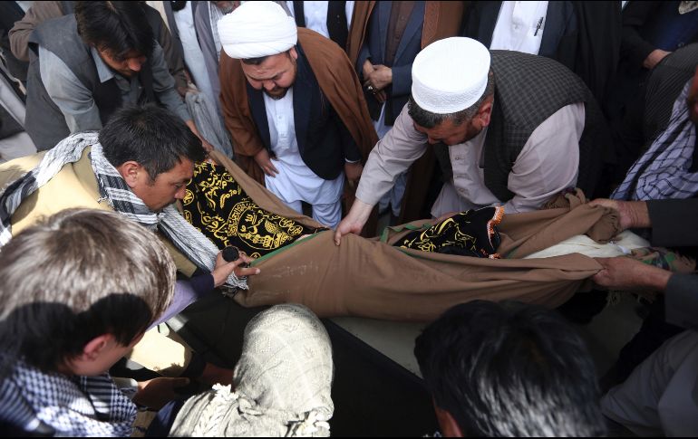 Por lo menos cuatro personas se registran lesionadas. AP/ R. Gul