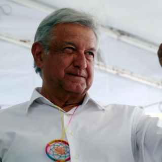Destitución de Santiago Nieto, decisión arbitraria: López Obrador