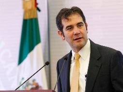 Córdova Vianello tocó el tema del recién cesado Nieto Castillo en su cuenta de Twitter. NTX/ARCHIVO