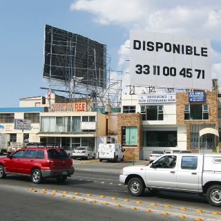 Guadalajara analizará retiro de espectaculares en azoteas