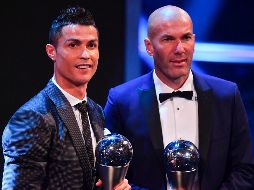 El técnico de Cristiano en el Madrid, Zinedine Zidane, fue nombrado entrenador del año. EFE / B. Stansall