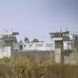 Conviven 17 cárteles en prisión estatal de Puente Grande