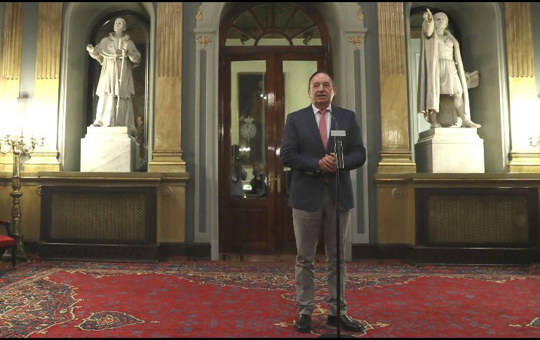 Pedro Sanz, vicepresidente del Senado, garantizó que Puigdemont podrá debatir con un representante del Gobierno central. EFE/Ballesteros