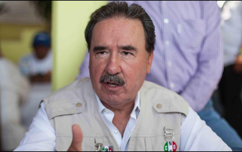 “Tienen la Ley de Ingresos secuestrada, no se vayan a equivocar, van a quedar mal con todos los gobernadores de la República”, advirtió el priista. SUN / ARCHIVO