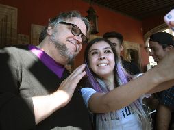 Fotogalería: Guillermo del Toro causa revuelo en Morelia