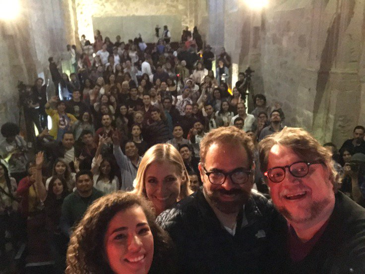 En Twitter, Del Toro compartió esta imagen bajo el título 