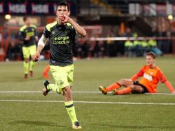 Lozano suma ocho goles en el mismo número de partidos. TWITTER/@psveindhoven