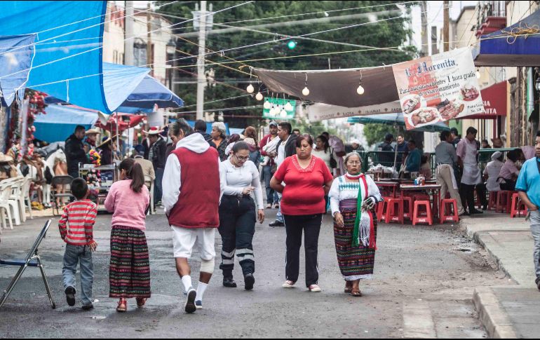 Los puestos se instalarán en la calle de Pedro Loza, de Manuel Acuña a Hospital y en la calle Manuel Acuña, de Pedro Loza a Santa Mónica. EL INFORMADOR / ARCHIVO