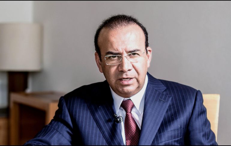 Alfonso Navarrete informó que se calcula que alrededor de 7 millones de trabajadores mexicanos se beneficiarían con el incremento salarial. SUN / ARCHIVO