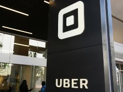 Dentro de los cambios se incluye la obligación de que los automóviles que presten el servicio cuenten con un holograma que los identifique. AP / ARCHIVO