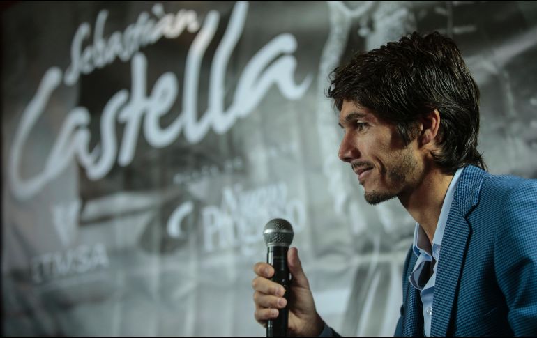 'Le agradezco muchísimo a México por todo lo que me ha dado desde mis primeros pasos como novillero', dijo Sebastián Castella en la presentación del cartel del domingo en la Nueva Progreso. EL INFORMADOR/F. Atilano