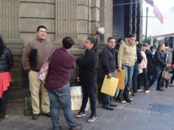 Agilizar el trámite para evitar las largas filas en la obtención de  la cédula, es un tema de logística que deberá prever el Ejecutivo.  EL INFORMADOR / ARCHIVO