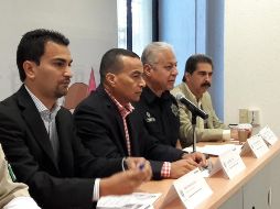 Autoridades de Zapopan participan en una rueda de prensa donde también dieron algunas recomendaciones a los que vayan a panteones. TWITTER / @ZapopanGob