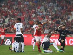 Al minuto 11 Jonas anotó el único gol del partido. La zaga del Feirense, incluido Briseño, no logró evitar el remate. TWITTER/@SLBenfica
