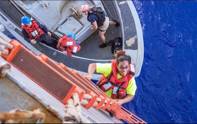 El USS Ashland recogió a Appel y a Tasha Fuiava (foto) luego que una embarcación pesquera taiwanesa vio su velero. AP / U.S. Navy