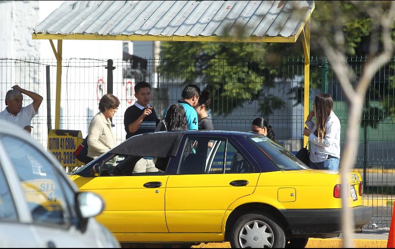 El registro estatal de taxis arrojó que de los 13 mil 969 existentes en la metrópoli, 62.47% son regulares, esto es, ocho mil 725. EL INFORMADOR / ARCHIVO