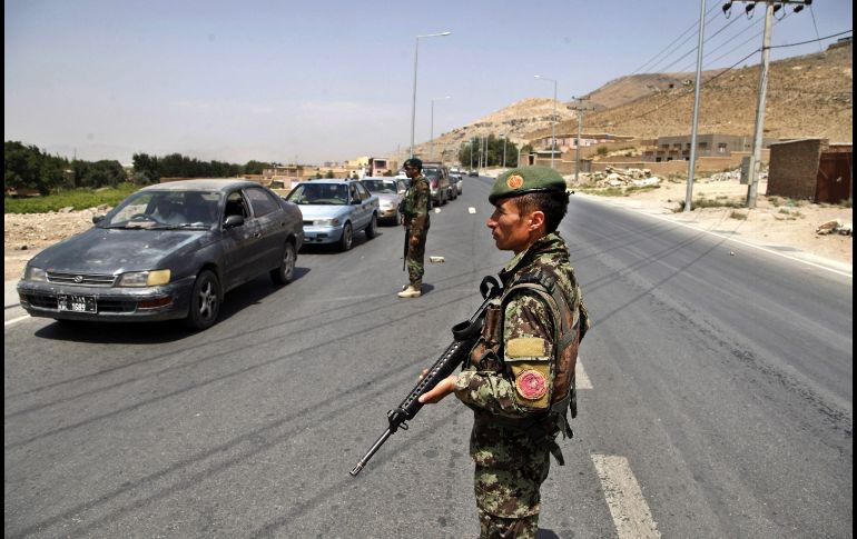 La acción de los talibanes se prolongó durante casi tres horas, pero las fuerzas de seguridad lograron recuperar el control del puesto de Policía. EFE/ARCHIVO