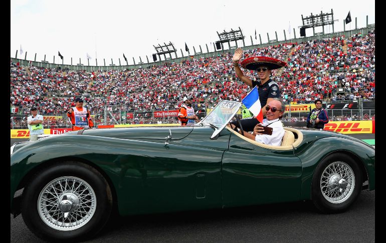 Pierre Gasly , de Toro Rosso, en el desfile en el Autódromo Hermanos Rodríguez.