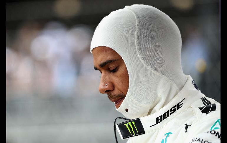 Lewis Hamilton, de Mercedes, tuvo un domingo más complicado de lo que esperaba. AFP/M. Thompson