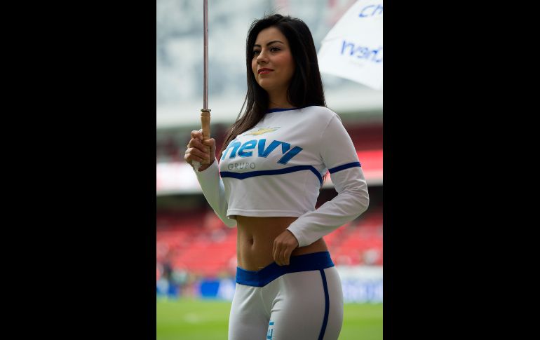 El desfile de edecanes ya es parte del ambiente de los juegos del Torneo Apertura 2017 de la Liga MX.