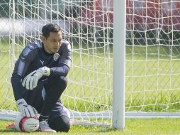 Cota fue una pieza clave para que Chivas se coronara campeón en el Clausura 2017. MEXSPORT/ARCHIVO