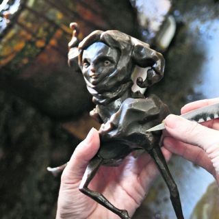 La modeladora de títeres