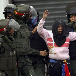 Aumentan allanamientos ilegales contra disidentes en Venezuela: AI