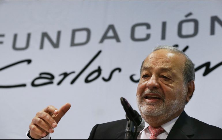 Durante su charla en la cumbre, Slim también menciona que no tiene interés de incursionar en la política. ESPECIAL/ ARCHIVO