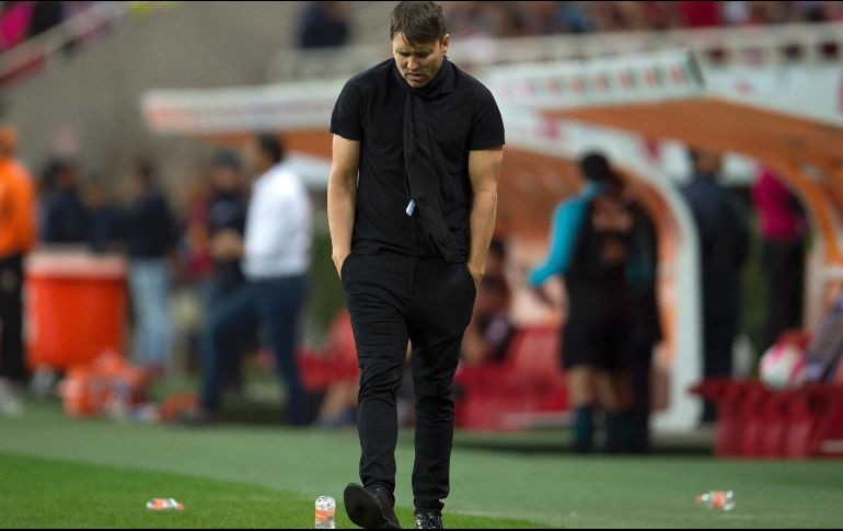 Se espera que la directiva anuncié en las próximas horas quién será el sustituto de Eduardo 