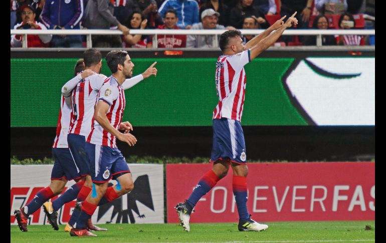 Un paso más. Chivas busca avanzar a la antesala de la Final de la Copa para intentar paliar la pena por la pésima Liga. MEXSPORT