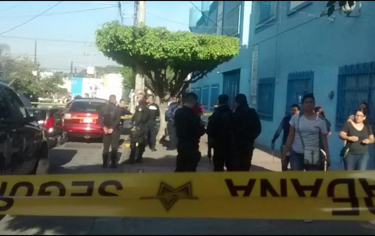 El presunto asaltante recibió un disparo con la misma arma con la que amedrentó a un hombre para despojarlo de su auto. ESPECIAL