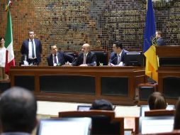 El proyecto se remite al Ejecutivo que hoy presenta al Congreso local el paquete presupuestal estatal, que se estima rondará los 109 mil millones de pesos. FACEBOOK/legislativojal