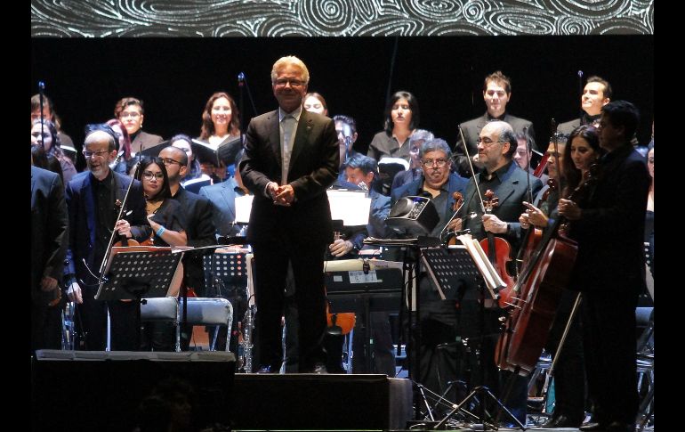 La orquesta condujo una noche de nostalgia nostalgia por películas como 