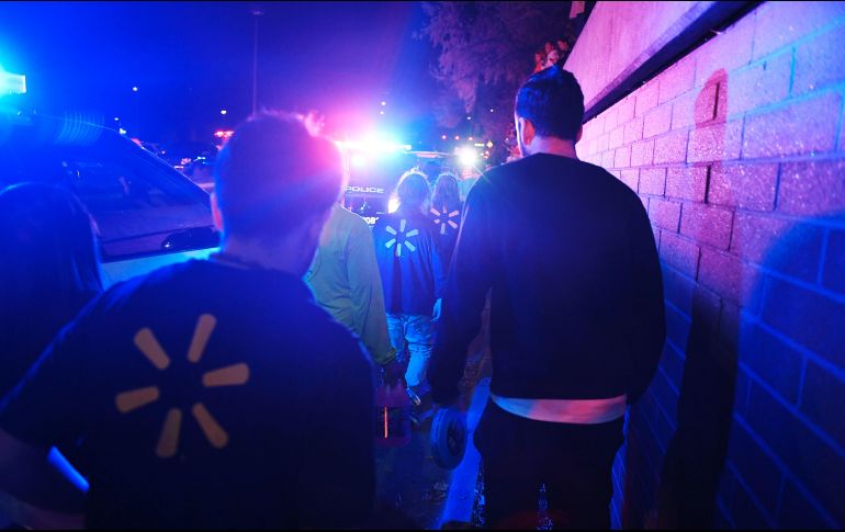 La policía de Thornton solicitó a la gente que se mantuviera lejos de la zona. AP / A. Ontiveroz